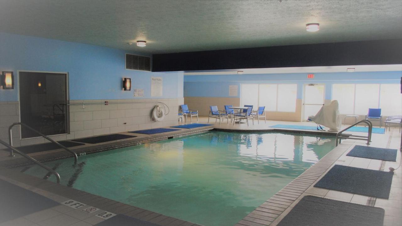 Holiday Inn Express & Suites Indianapolis North - Carmel By Ihg المظهر الخارجي الصورة