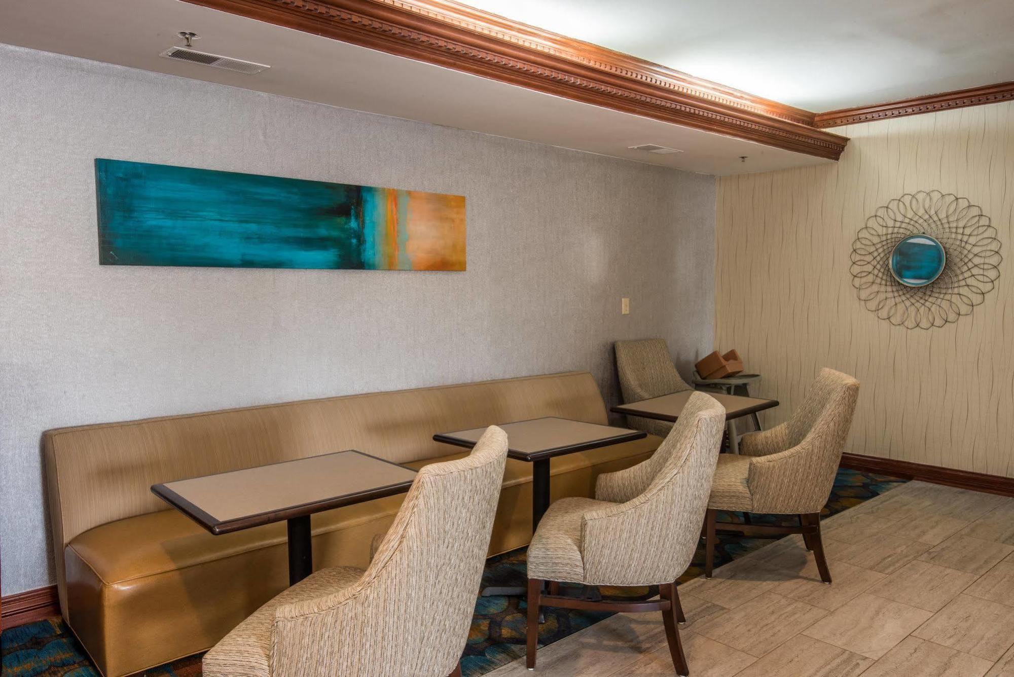 Holiday Inn Express & Suites Indianapolis North - Carmel By Ihg المظهر الخارجي الصورة