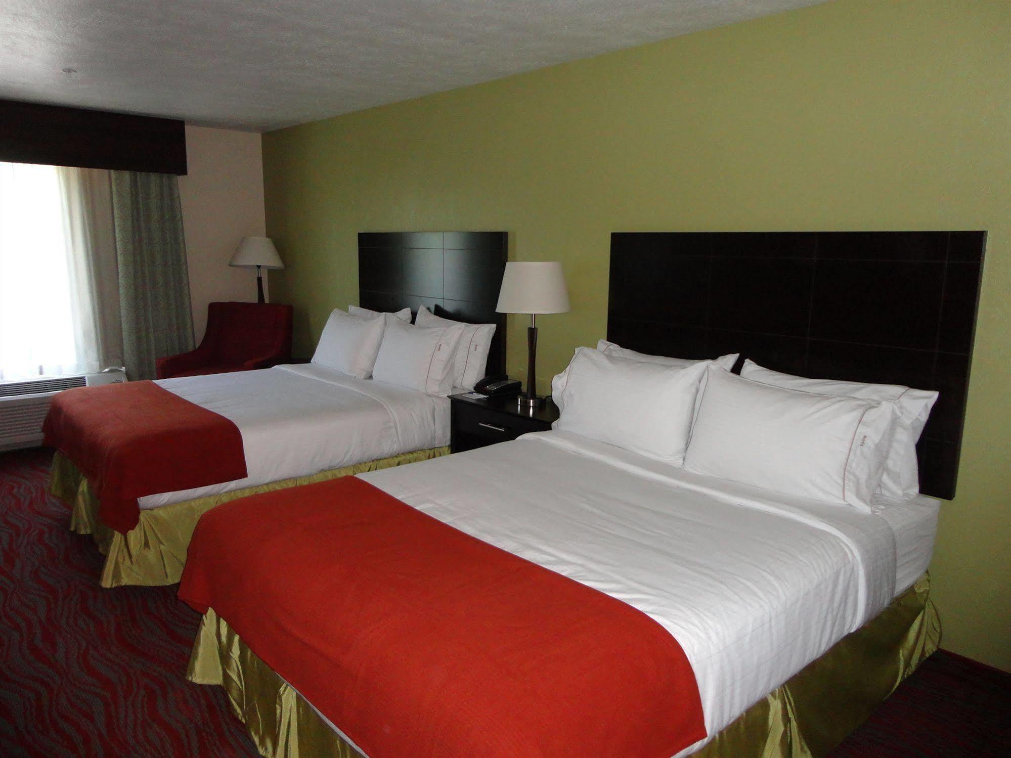 Holiday Inn Express & Suites Indianapolis North - Carmel By Ihg المظهر الخارجي الصورة